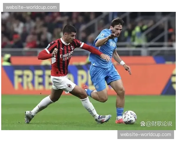 AC米兰客场0-1不敌那不勒斯，阿莱格里承认退出意甲冠军争夺